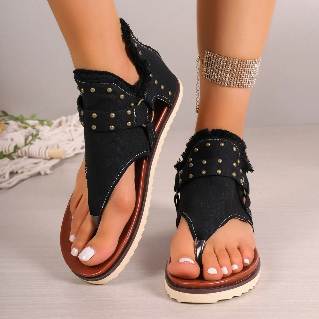 Sandals Women Summer Shoes Platform Sandals New Designer Sandals Fashion Clip Toe Gladiator Female Plus Size Beach Slides Women