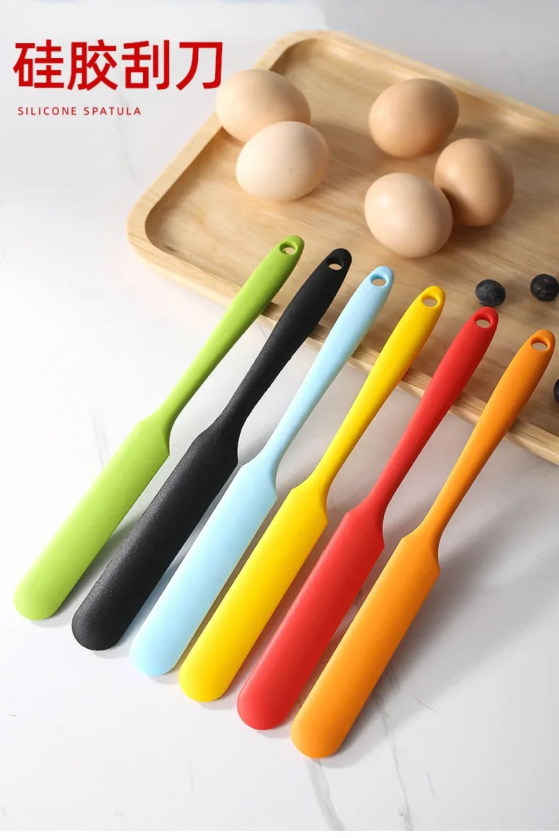 1 Piece Random Color Food Scraper, Non Stick Design, Heat-resistant, Kitchen Utensil, Suitable for Home and Professional Baking