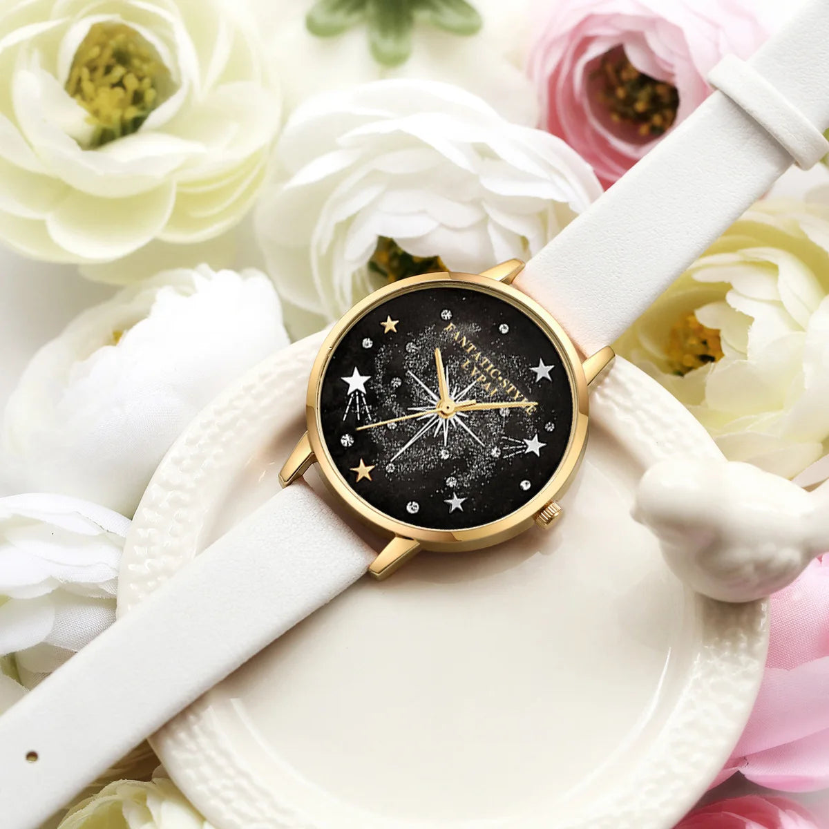 2022 New Starry Sky Watch For Women Fashion Leather Quartz Ladies Watches Bracelet 5pcs Set Female Gift Casual Luxury Wristwatch