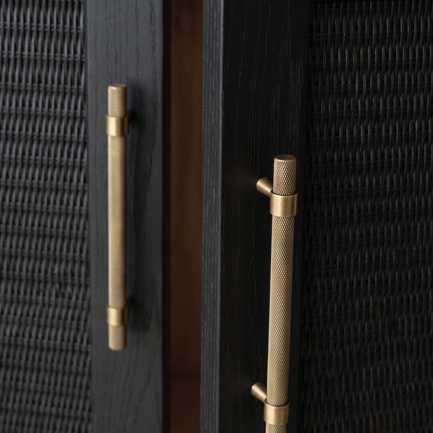 Santaya Solid Antique Brushed Brass Handles Kitchen Cabinet Pulls Bedroom Wardrobe Drawer Knobs Furniture Bronze Handle
