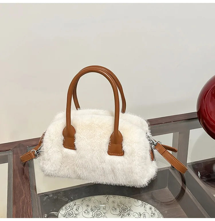 autumn and winter cute plush handbag women's 2025 new fashion versatile shoulder messenger bag