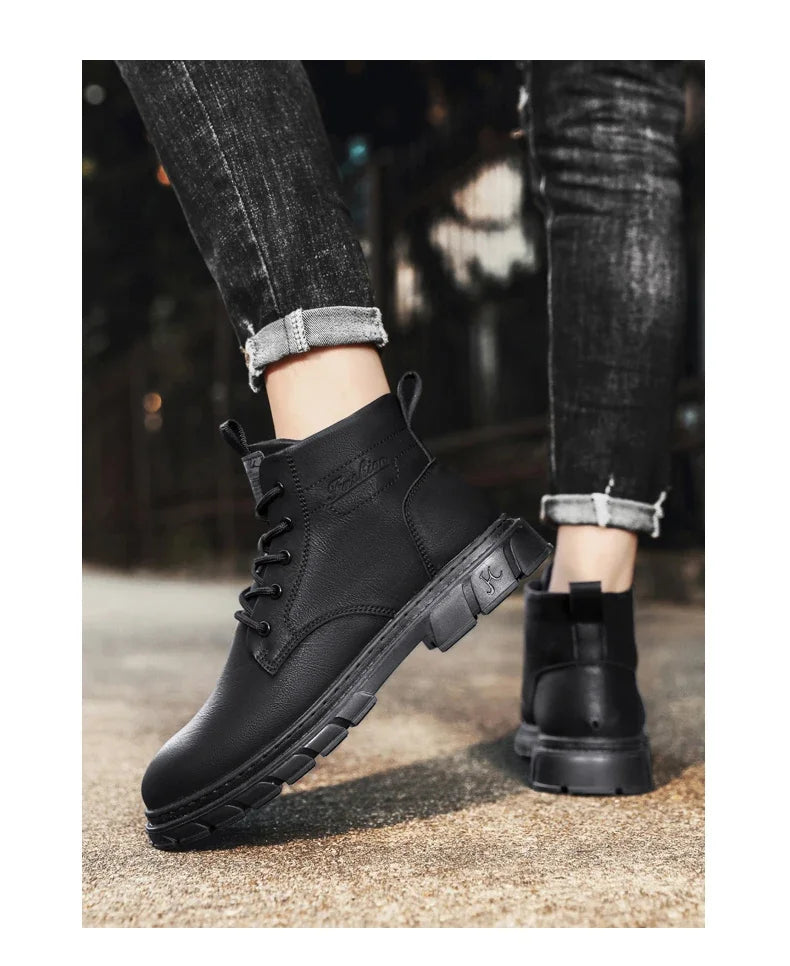 Winter Men Boots Outdoor Leather Ankle Boots Lightweight High Top Casual Boots Designer Male Work Boots Classic Handmade Boots