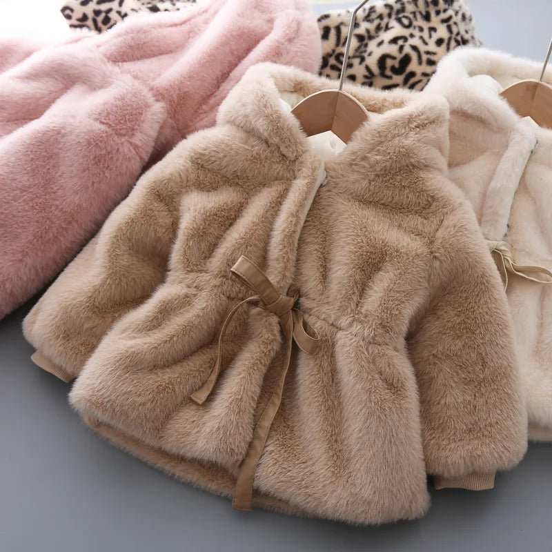 Winter newborn Baby Girls Clothes Outfits wear warm Hooded Fake Fur outerwear for toddler Girls Baby Clothing 1st Birthday coats