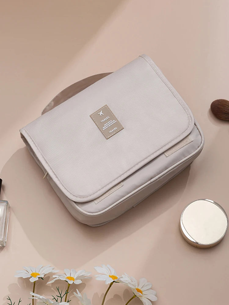 Cosmetics Storage Bag, Travel Multifunctional Makeup Bag Can Be Hung Wash Bag Large Capacity Dry Wet Separation Hand-Held Storag