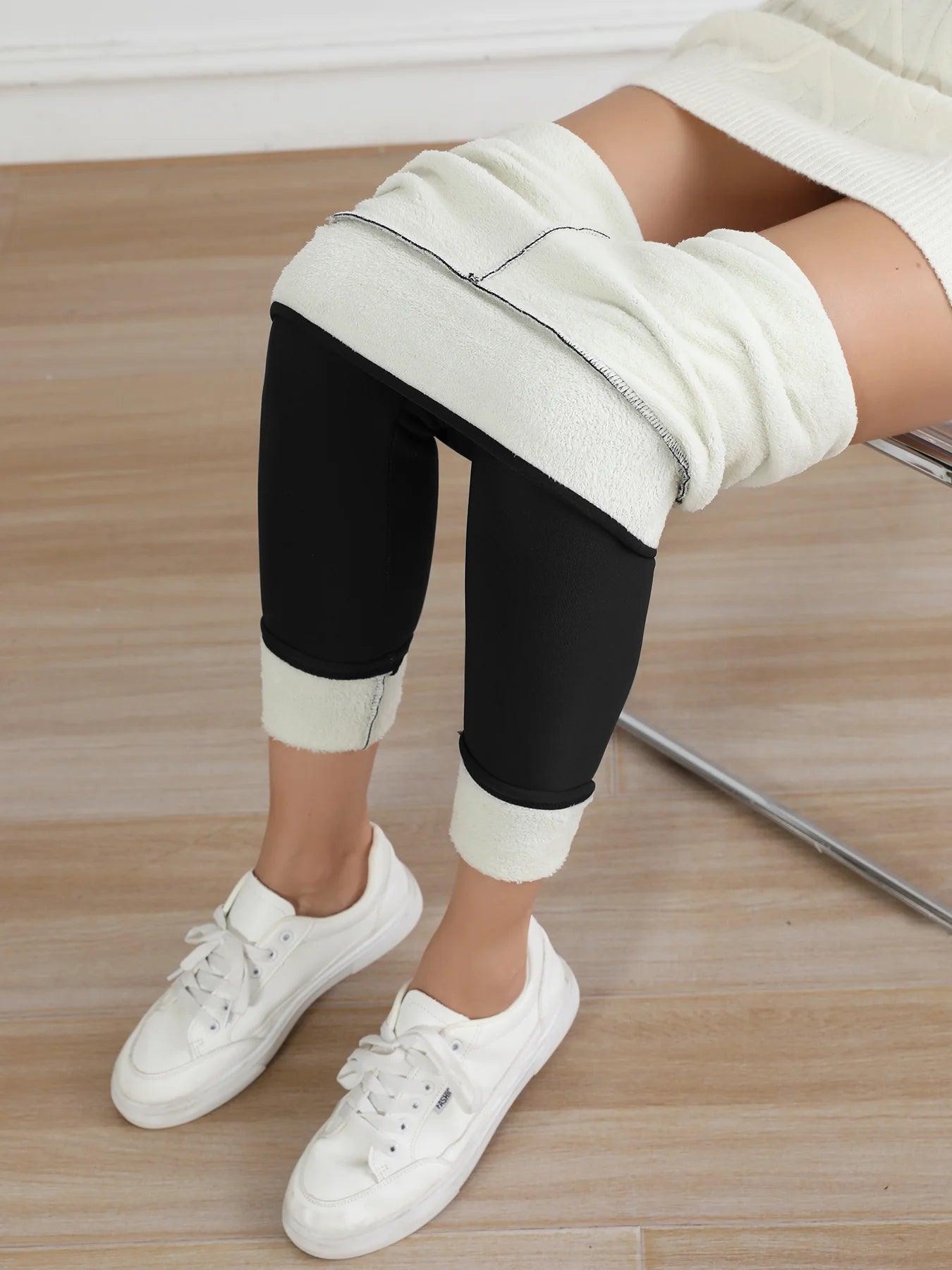 Women Fleece Lined Leggings Thermal Thick Winter Tummy Control Soft Pants High Waisted Velvet Leggings Casual Wear