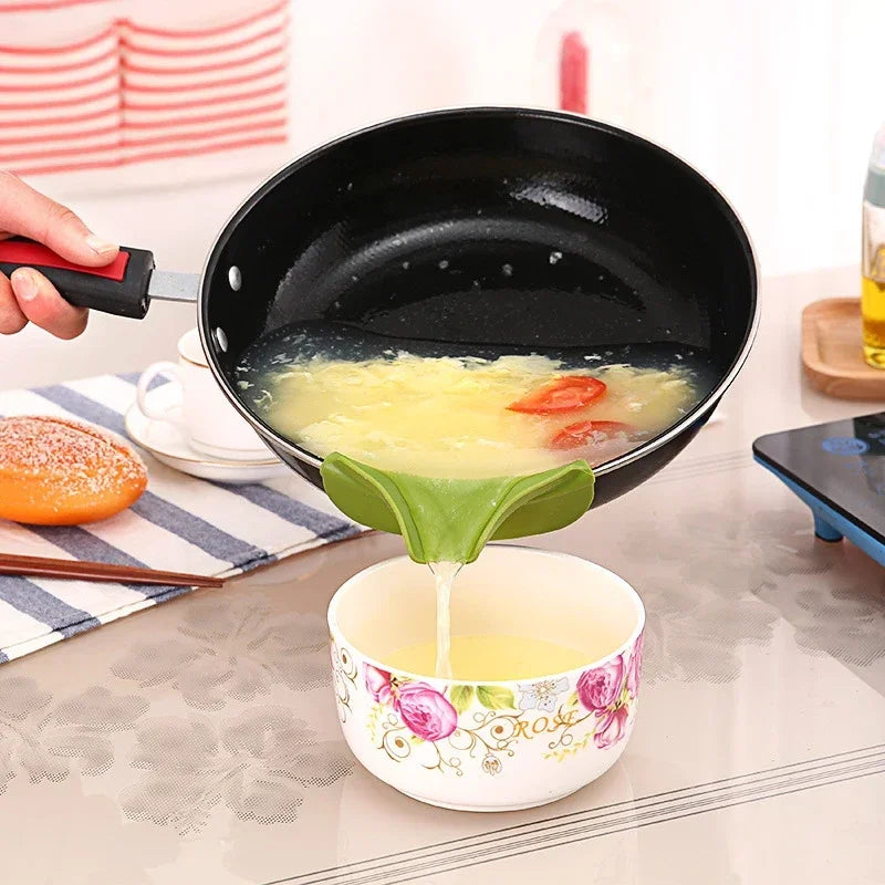 Kitchen Funnel with Anti-Splash Edge and Liquid Streamer Spout, Anti-Spill Pouring Tool