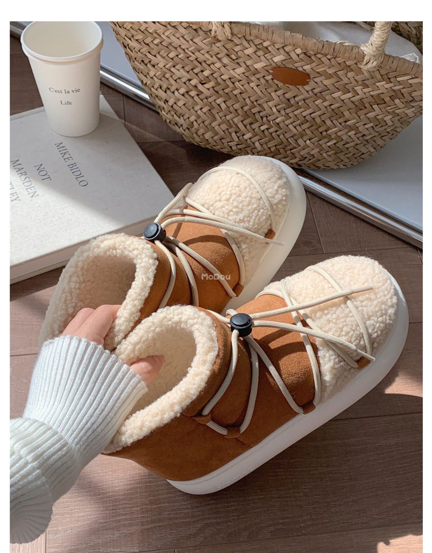 Winter New Warm Snow Boots 2025 Fur Design Women Short Boots Non-slip Light Comfortable Child Home Slippers High Top Shoe