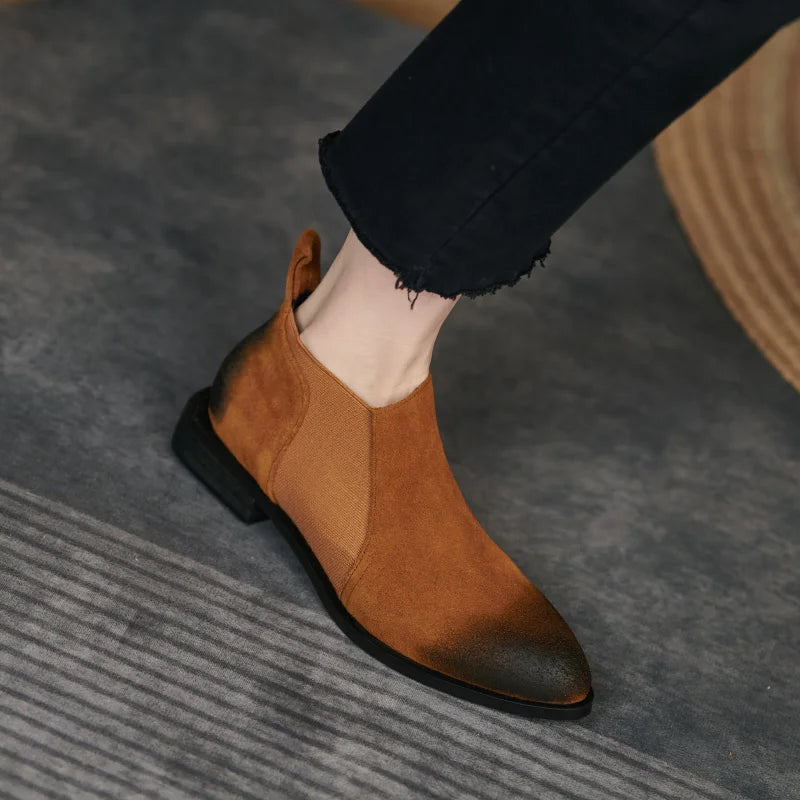 2025 New Ankle Boots Autumn/Winter Women Boots Pointed Toe Fashion Women Shoes Cow Suede Chelsea Boots Genuine Leather Shoes
