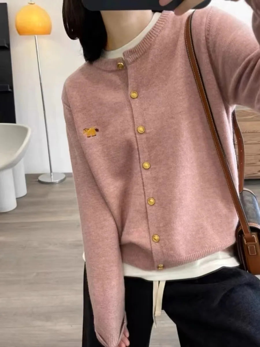 Long-sleeved Cashmere cardigan women sweater cashmere knitted  O-neck Cashmere cardigan sweater coat  Autumn and Winter