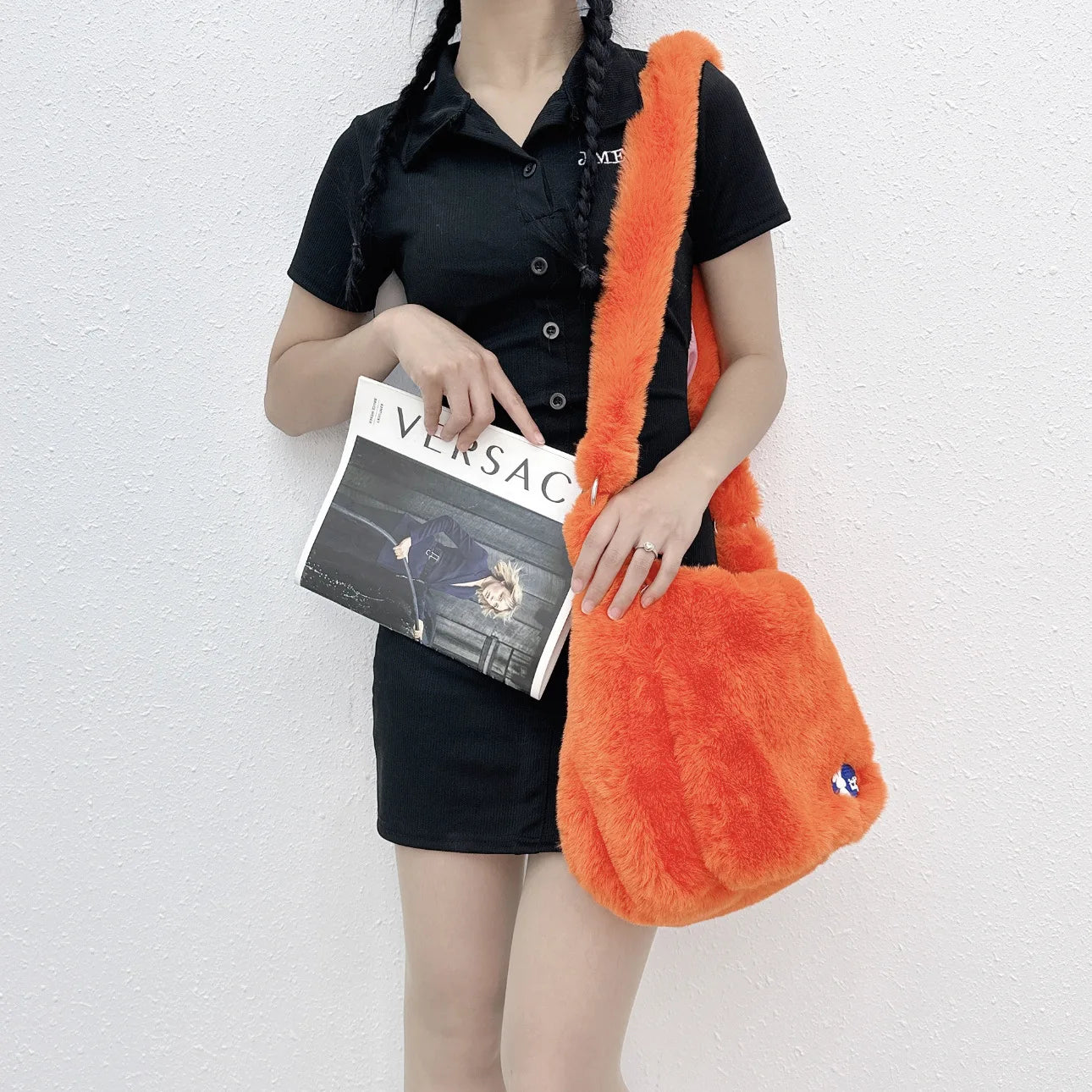 Ins Plush Women Messenger Bag Vintage Ladies Shoulder Crossbody Bags Large Capacity Students Girls Furry Tote Purse Handbags