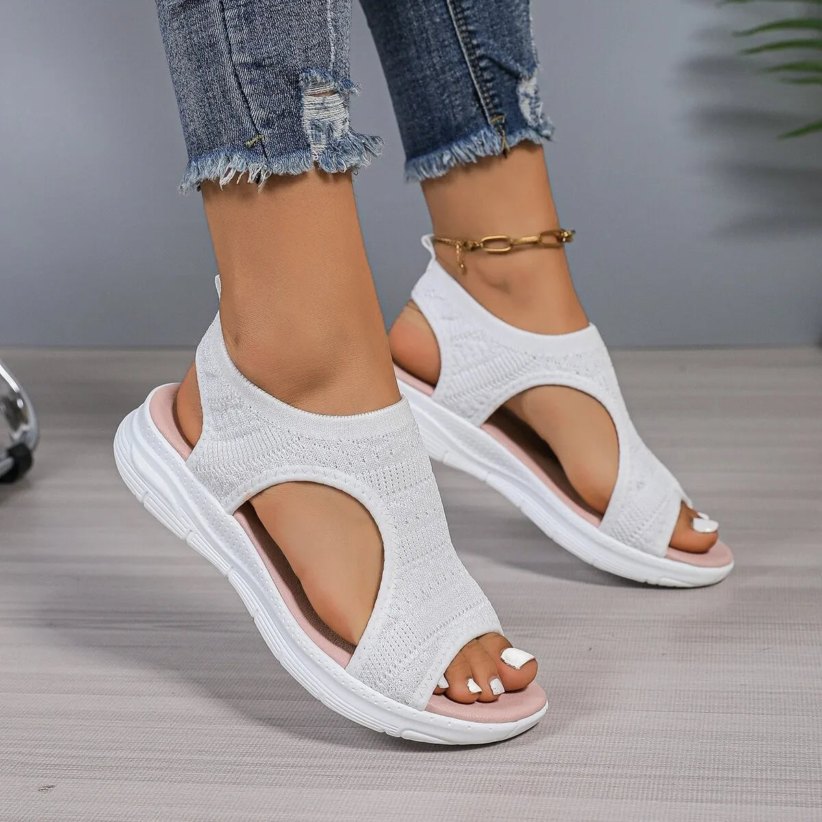 Fashionable New Style Elegant Mesh Wedge Heel Sandals Summer Round Toe Comfortable Anti Slip Fish Mouth Casual Sandals