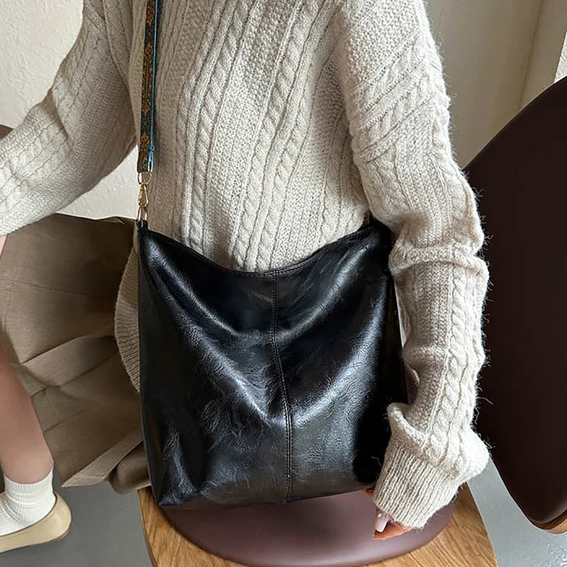 Antique Single Color Feminine Shoulder Sling Bag; Spacious, Simple, Wide Strap Bucket Crossbody Bag
