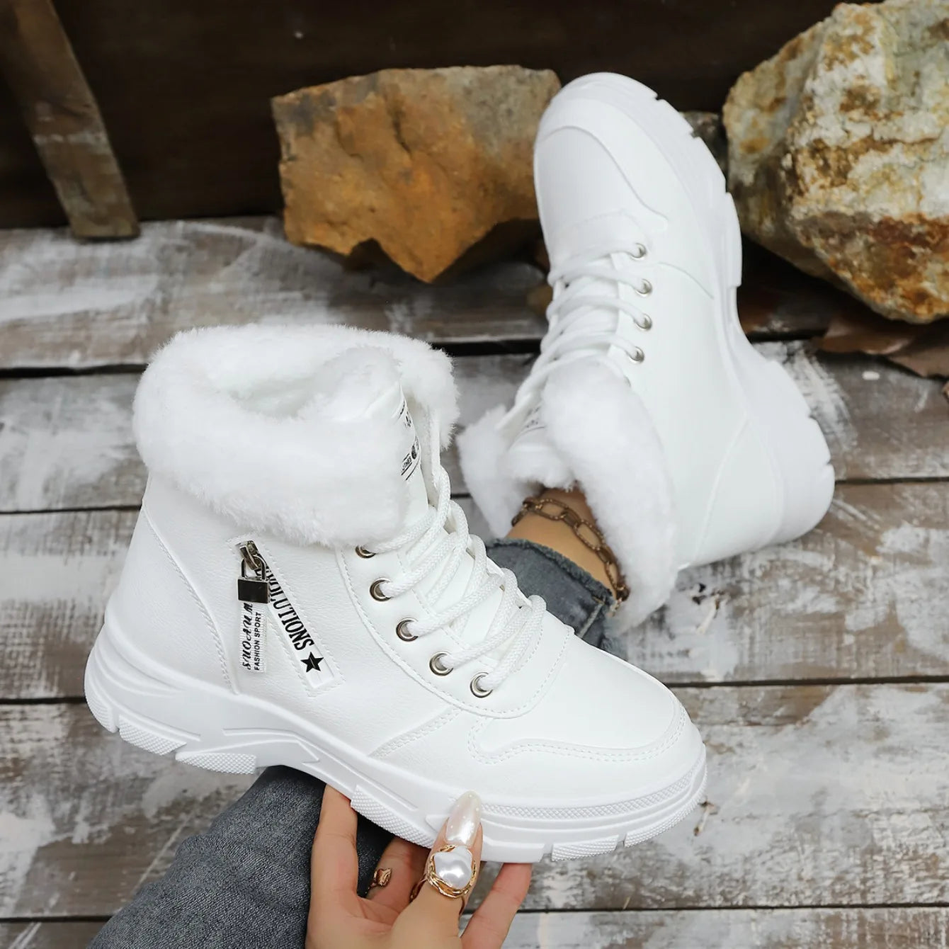 Winter Women Snow Boots Warm Lightweight High-top Shoes Women Casual Platform Ankle Boots Plus Size New Outdoor Zapatos De Mujer