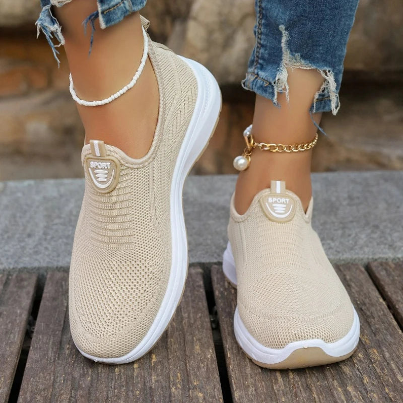 Women Shoes Mesh Casual Shoes Lightweight Slip on Tennis Shoes Fashion Soft Sole Loafers Flats Outdoor Plus Size Women Sneakers