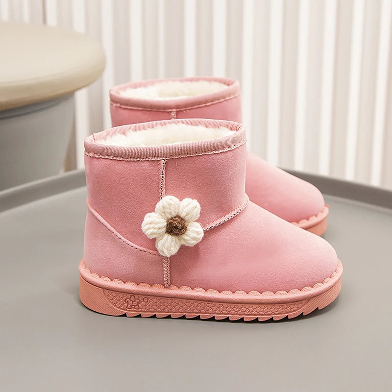 Girl's Winter Snow Boots Appliques Furry Platform Suede Kids Short Boot Four Colors Flexiable Non-slip Warm Chic Children Boot