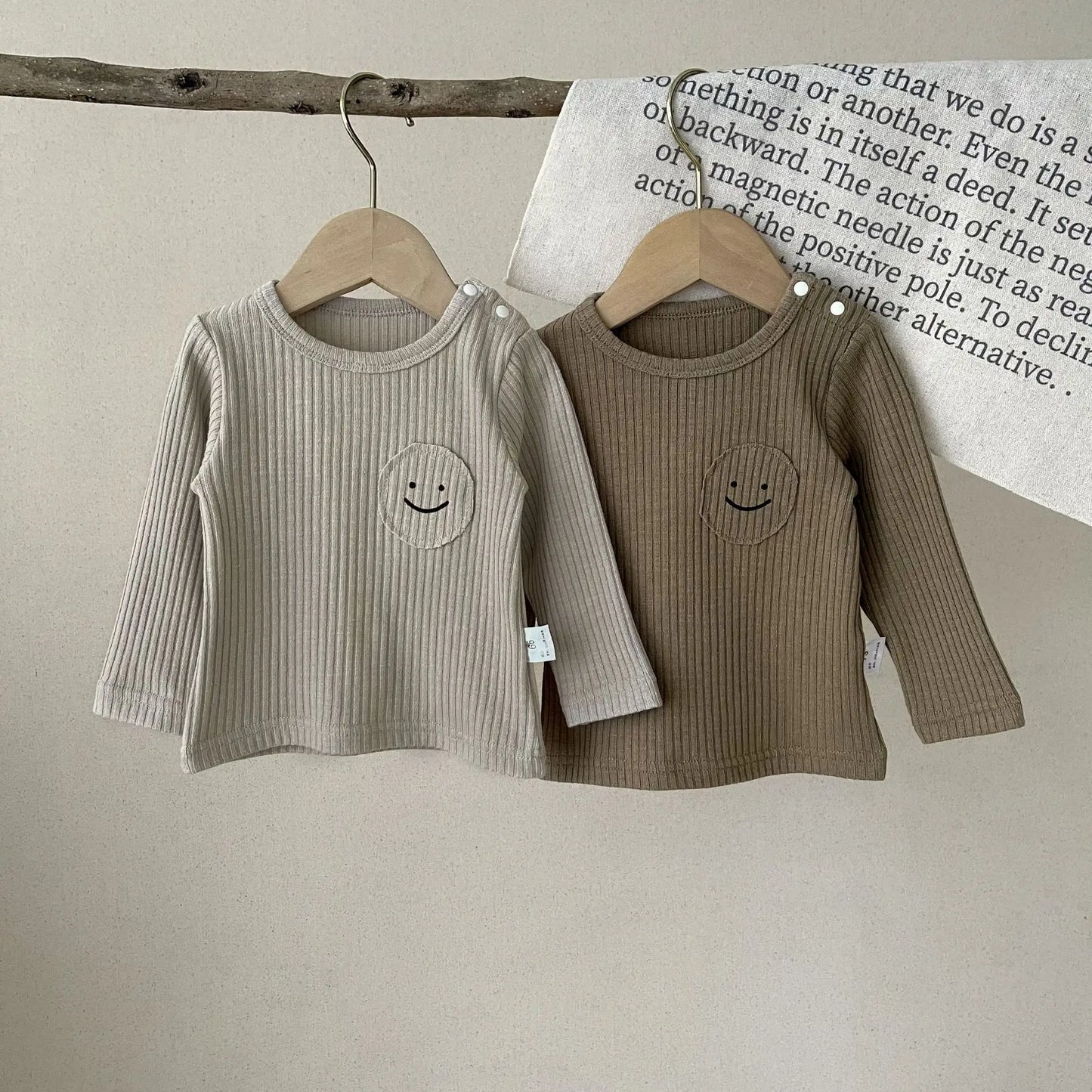 New Baby Long Sleeve T Shirts Cotton Infant Newborn Smiling Face Patch Ribbed Knitted Bottoming Shirt Boys Girls Tops 0-24M