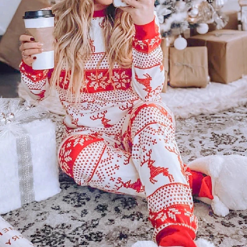 Mommy and Me Clothes 2026 New Christmas Pajamas Set for Family Soft Cute Sleepwear Adults Kids 2 Pieces Suit Xmas Look Outfits
