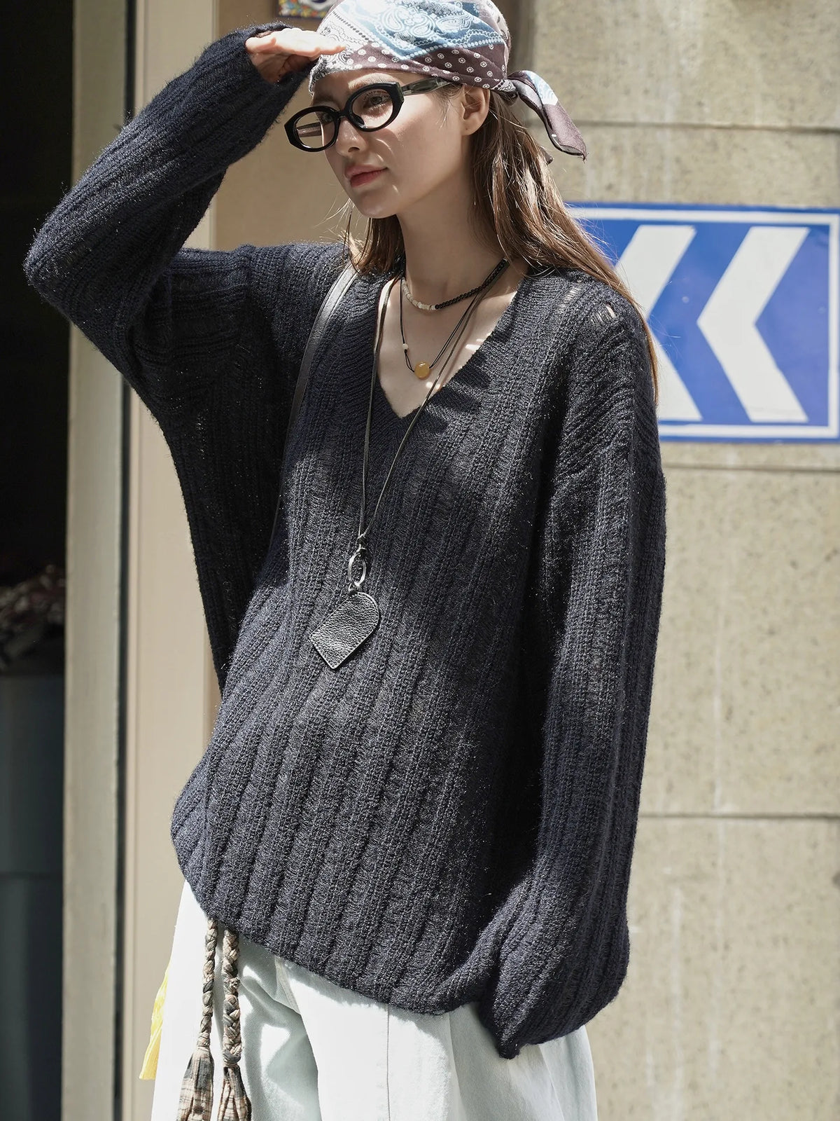 2026 New Women Soft Material Pullovers V-Neck Autumn Women Sweater Clothes Knitted Pullovers Long Sleeve Sweater Pull Femme