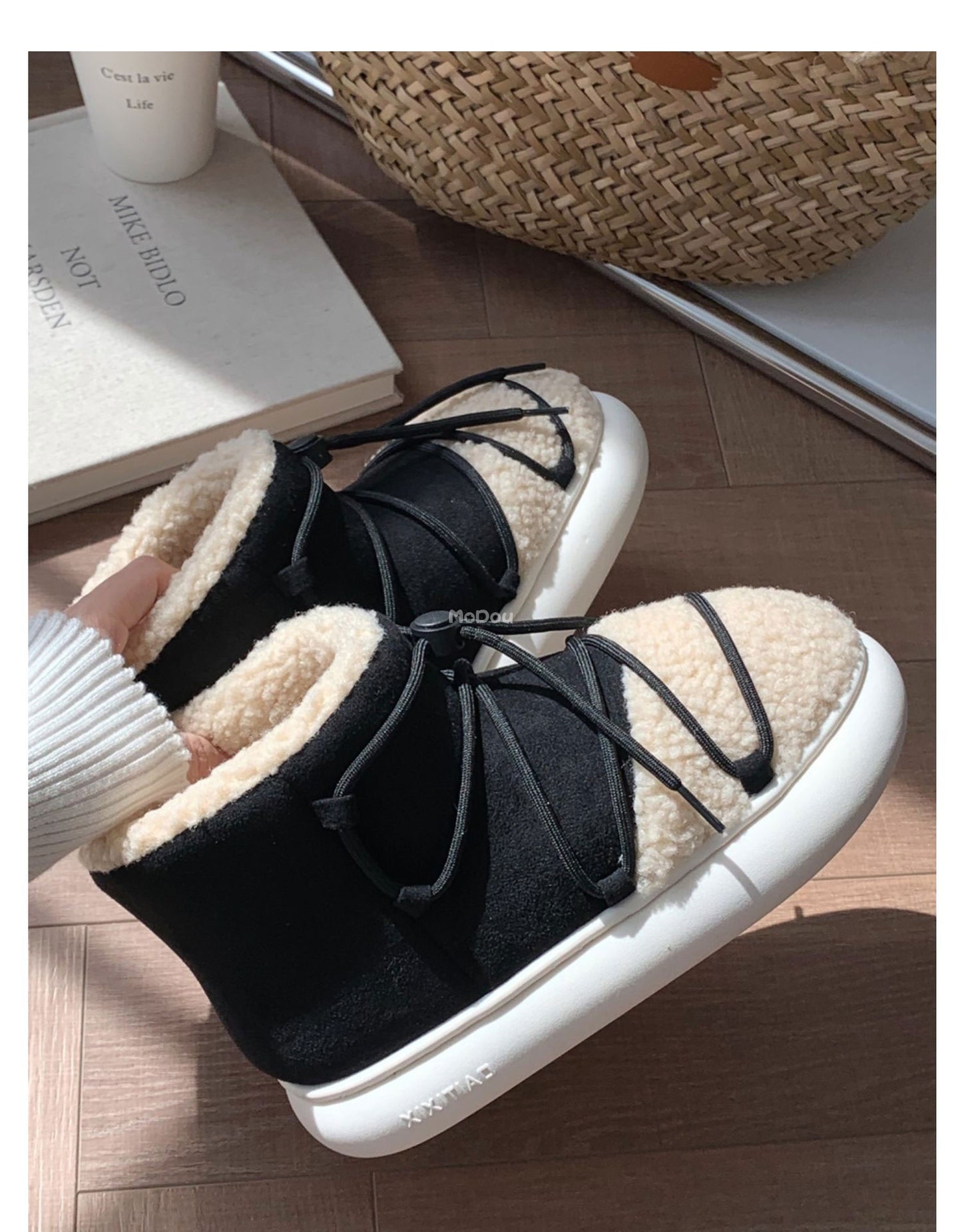 Winter New Warm Snow Boots 2025 Fur Design Women Short Boots Non-slip Light Comfortable Child Home Slippers High Top Shoe
