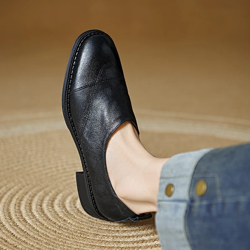2025 New Spring Genuine Leather Women Shoes Round Toe Women Pumps Brogue Designs Shoes for Women Med Heel Loafers Ladies Shoes