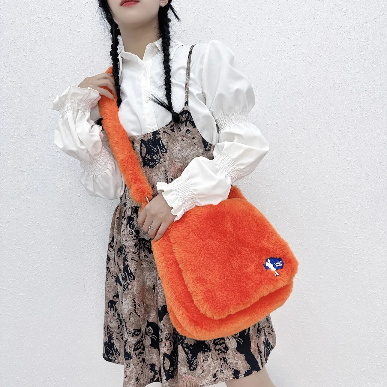 Ins Plush Women Messenger Bag Vintage Ladies Shoulder Crossbody Bags Large Capacity Students Girls Furry Tote Purse Handbags
