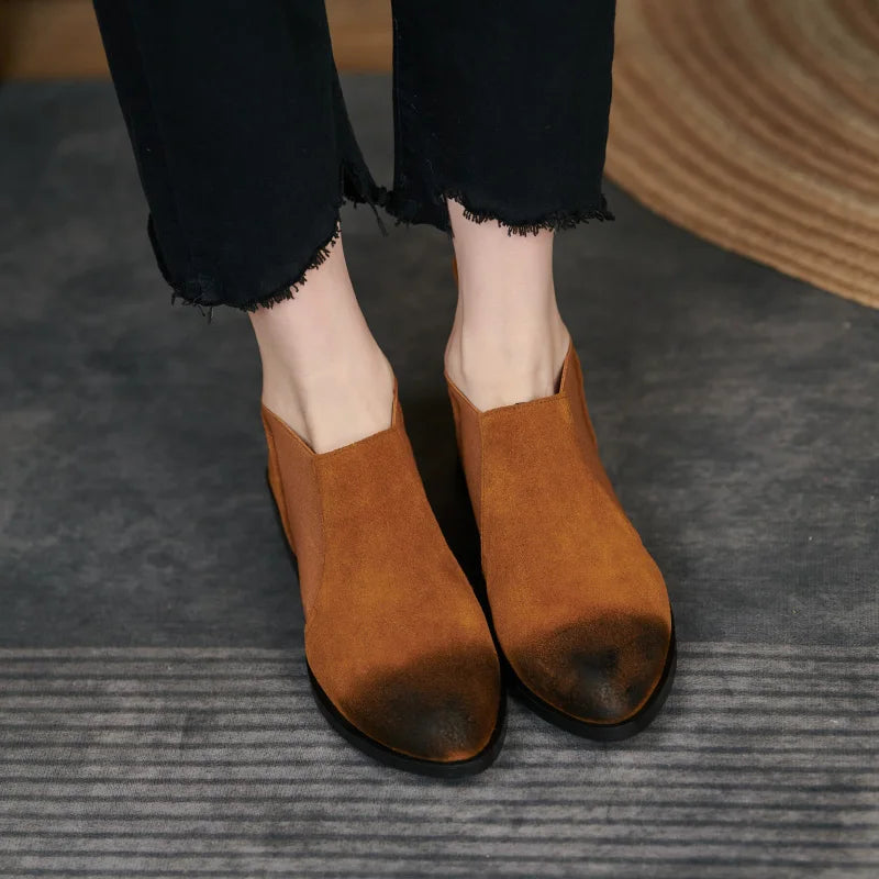 2025 New Ankle Boots Autumn/Winter Women Boots Pointed Toe Fashion Women Shoes Cow Suede Chelsea Boots Genuine Leather Shoes