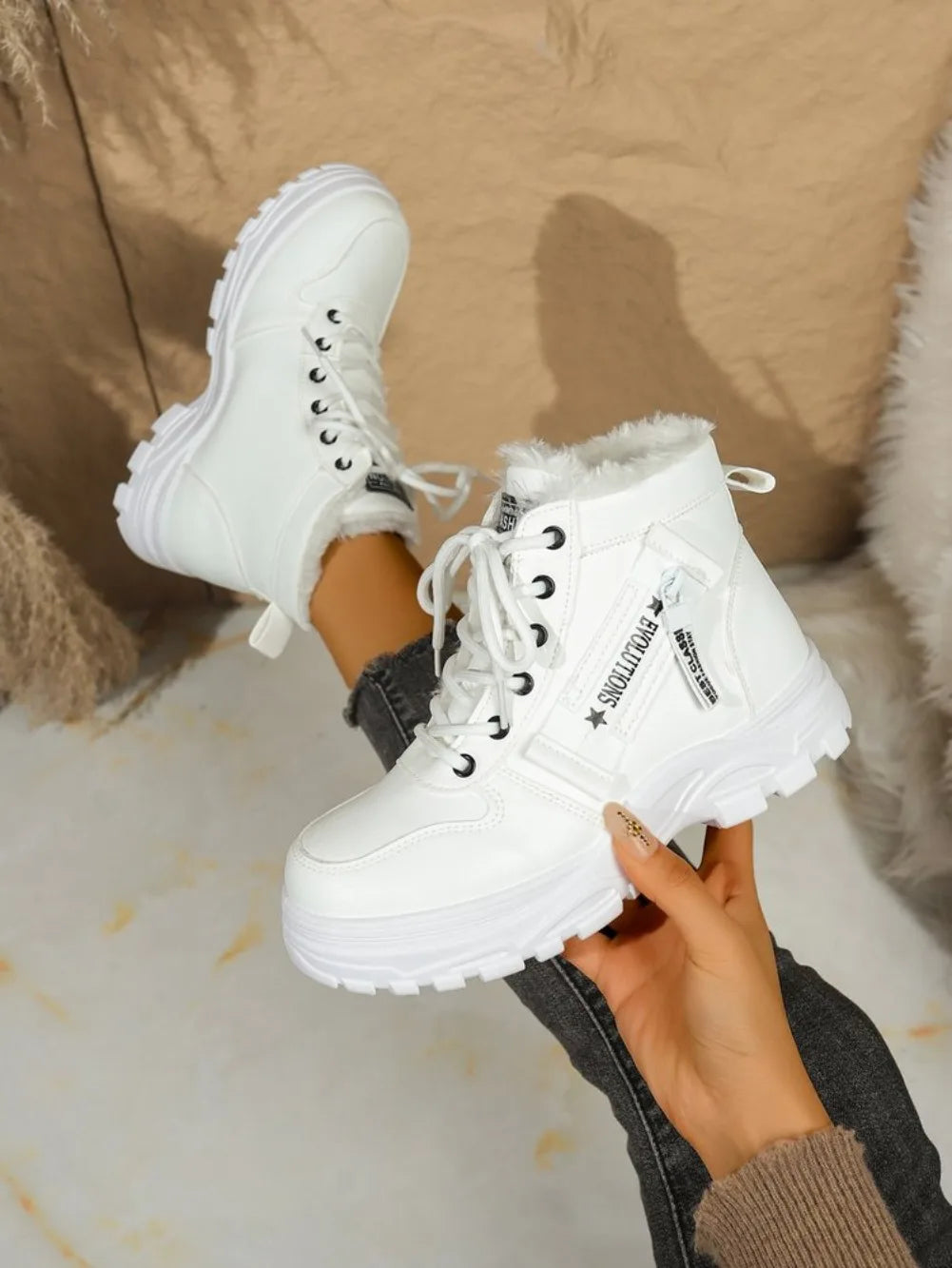 Women's Winter Snow Boots Warm Plush Lined Lace Up Chunky Platform Sneaker Booties Side Zipper Outdoor Walking Shoes for Ladies