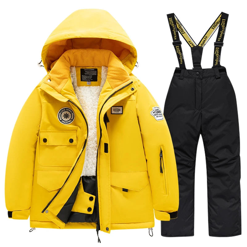 Winter children's skiing suit for boys and girls, windproof and waterproof thick coat for warmth and snow playing equipment