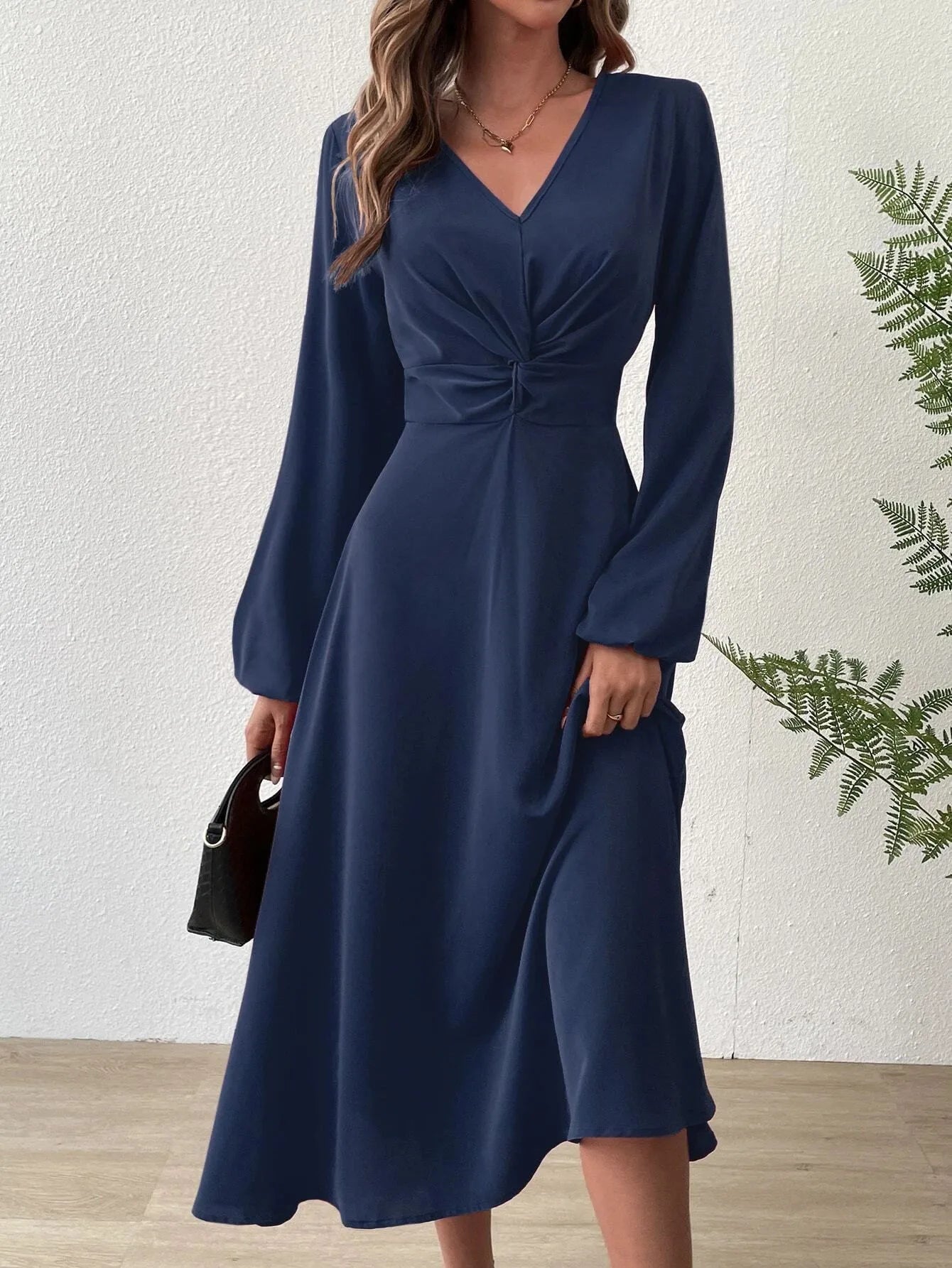 European American Fashion Spring Summer Fashion V-neck Lantern Long-sleeved Skirt Twisted Edge Elegant Mid-length Dress