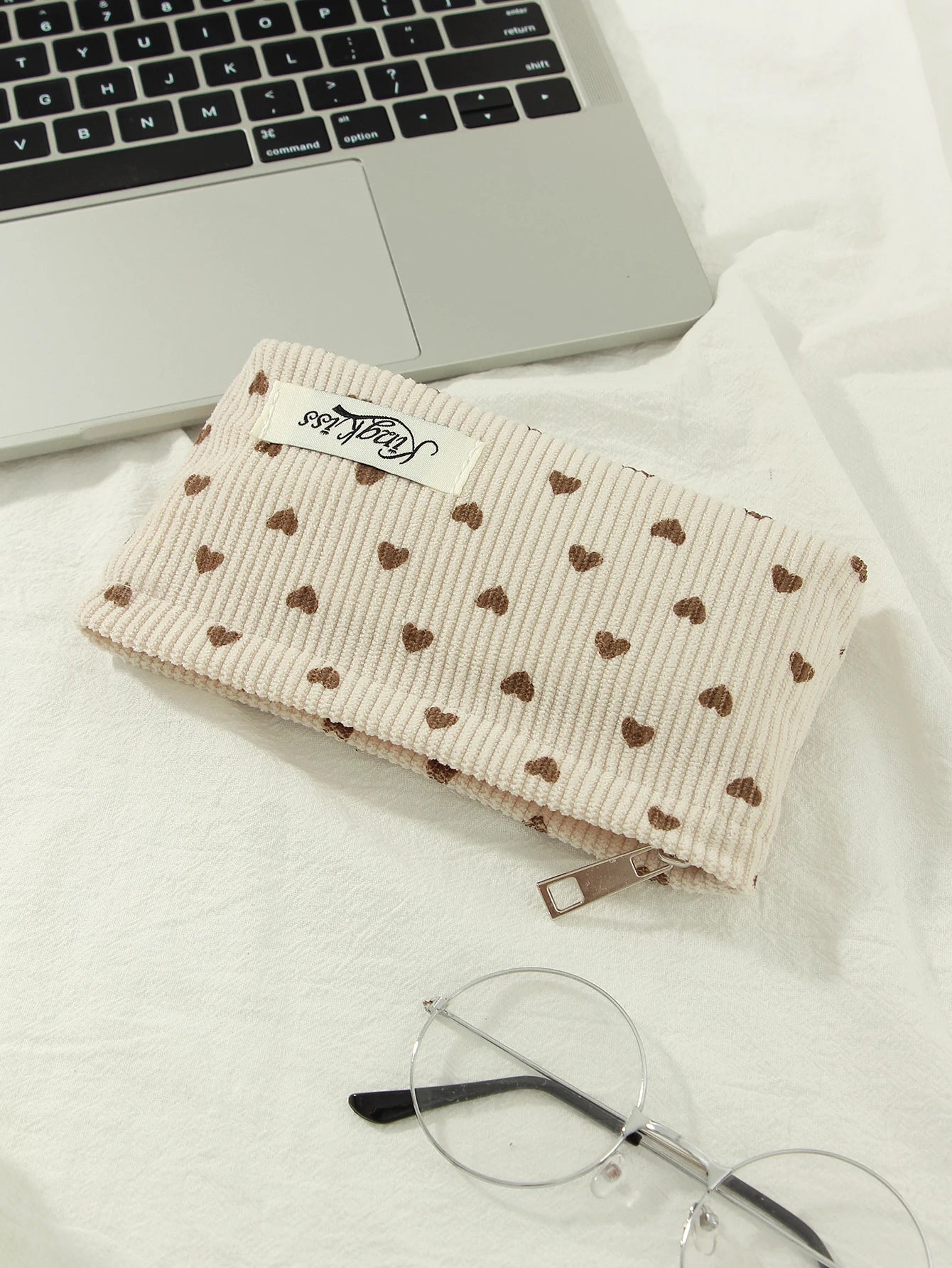 1 piece/set beige heart, bow makeup bag, heart pattern clutch, multifunctional fashion makeup bag, cute makeup brush storage bag