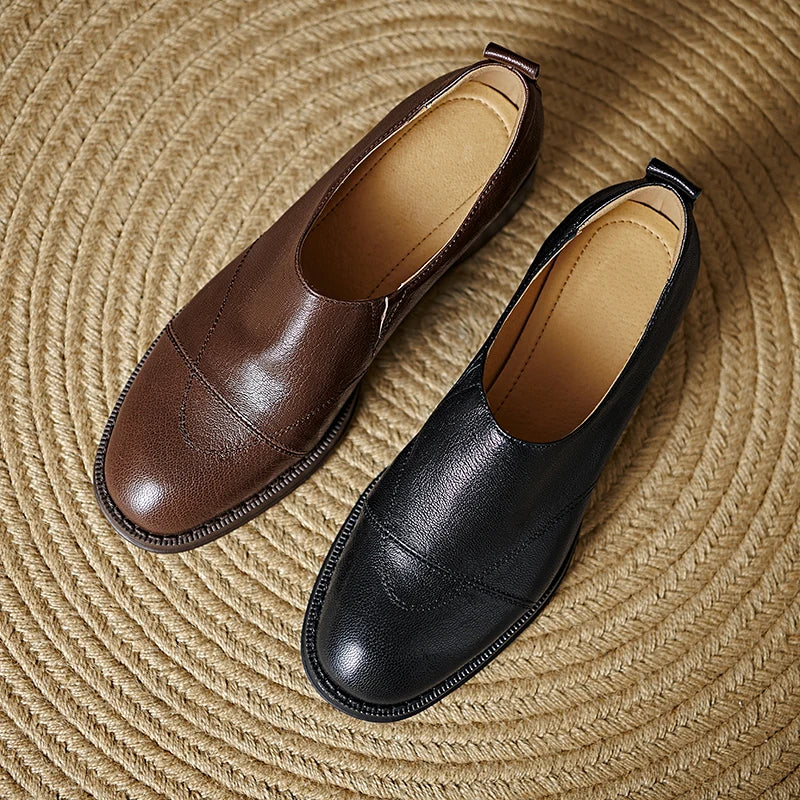 2025 New Spring Genuine Leather Women Shoes Round Toe Women Pumps Brogue Designs Shoes for Women Med Heel Loafers Ladies Shoes