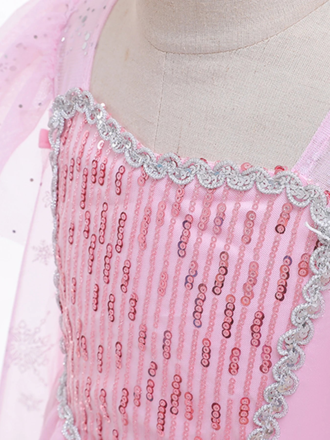 Girls pink sequined mesh princess dress, mesh short sleeves, with cape, suitable for party, dance, performance, carnival dress