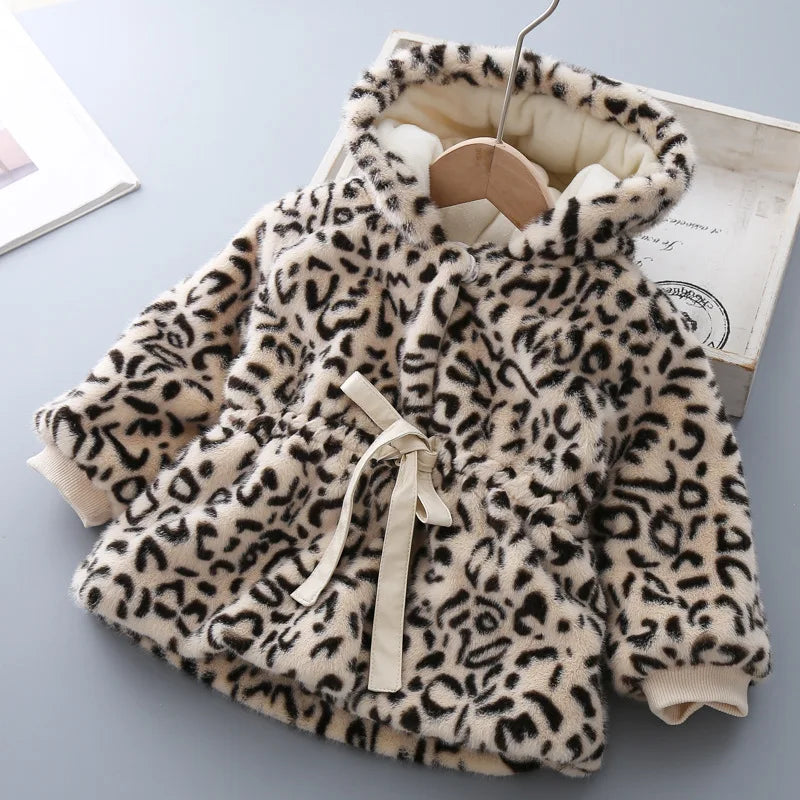 Winter newborn Baby Girls Clothes Outfits wear warm Hooded Fake Fur outerwear for toddler Girls Baby Clothing 1st Birthday coats