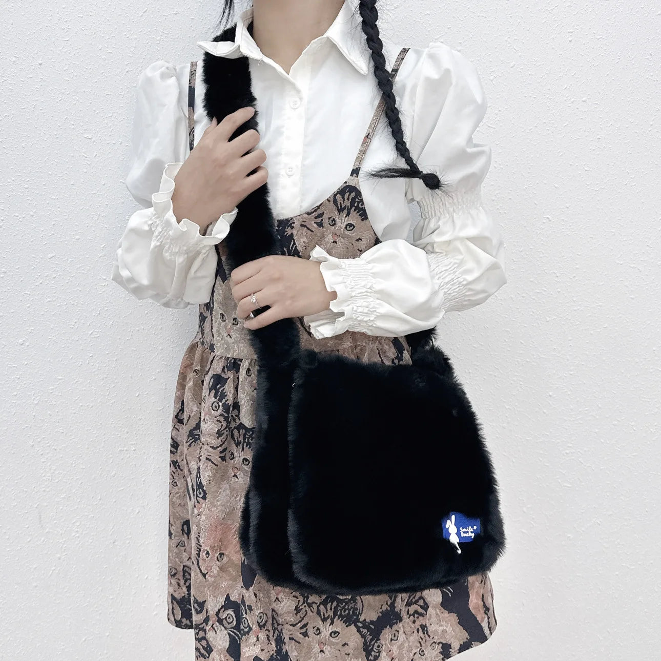 Ins Plush Women Messenger Bag Vintage Ladies Shoulder Crossbody Bags Large Capacity Students Girls Furry Tote Purse Handbags