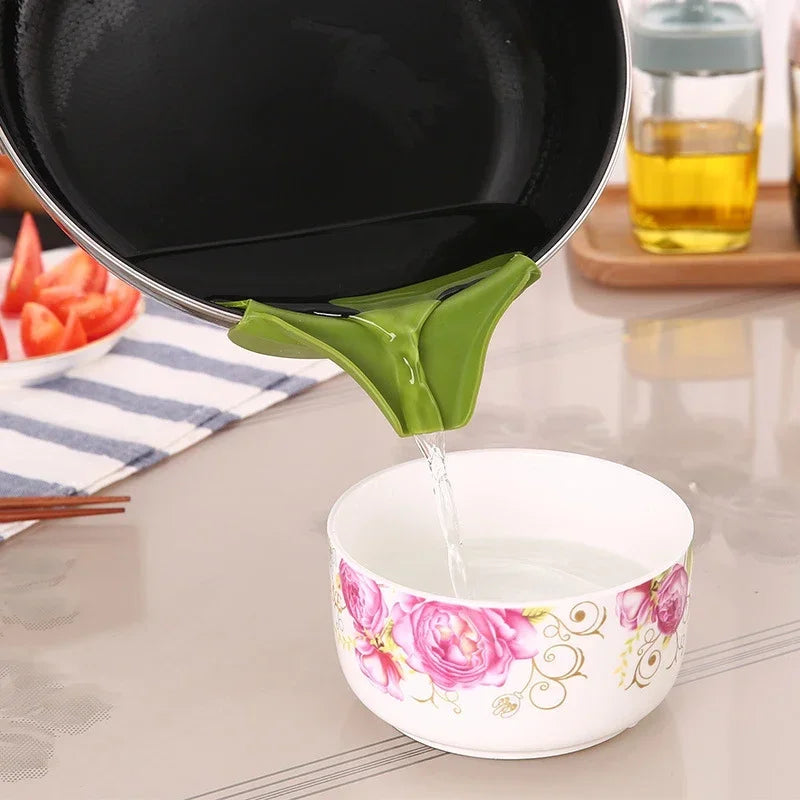 Kitchen Funnel with Anti-Splash Edge and Liquid Streamer Spout, Anti-Spill Pouring Tool