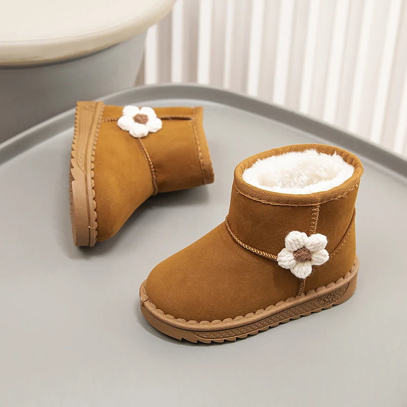 Girl's Winter Snow Boots Appliques Furry Platform Suede Kids Short Boot Four Colors Flexiable Non-slip Warm Chic Children Boot