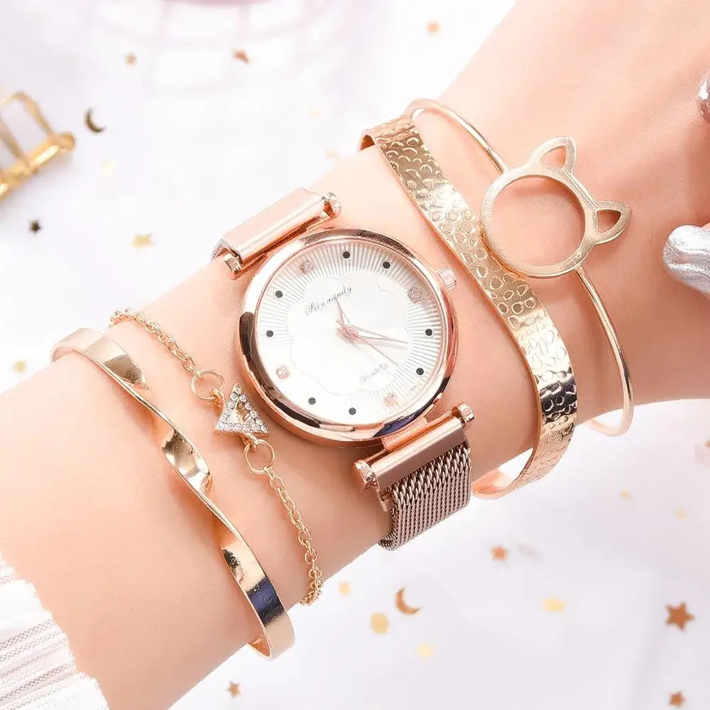 5pcs/Set Luxury Women Watches Luxury Magnet Buckle Flower Rhinestone Watch Ladies Quartz Wrist Watch Bracelet Set Reloj Mujer