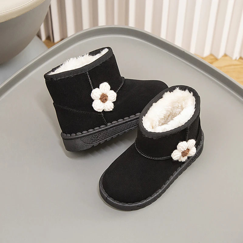 Girl's Winter Snow Boots Appliques Furry Platform Suede Kids Short Boot Four Colors Flexiable Non-slip Warm Chic Children Boot