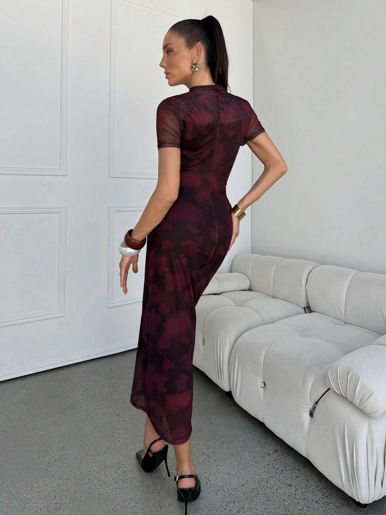 Ladies spring and summer short sleeve long dress fashion abstract digital print tight fashion elegant out of the street party