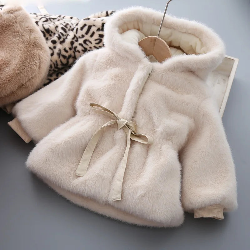 Winter newborn Baby Girls Clothes Outfits wear warm Hooded Fake Fur outerwear for toddler Girls Baby Clothing 1st Birthday coats