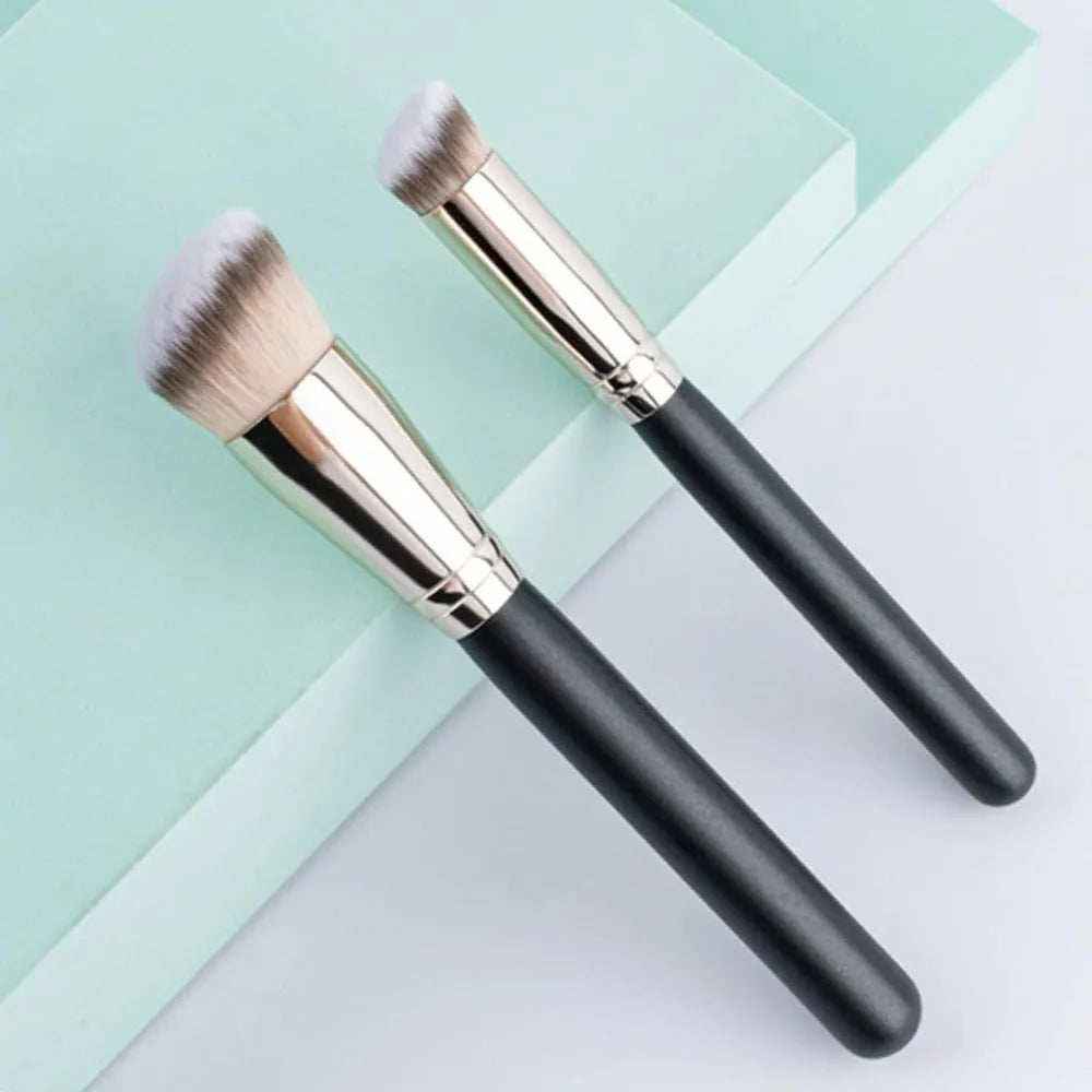 2 PCS Makeup Brush Professional Foundation Brush and Concealer Brush