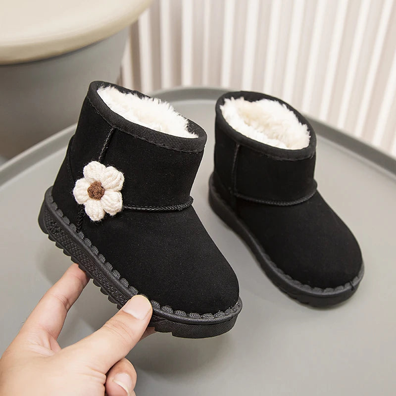 Girl's Winter Snow Boots Appliques Furry Platform Suede Kids Short Boot Four Colors Flexiable Non-slip Warm Chic Children Boot