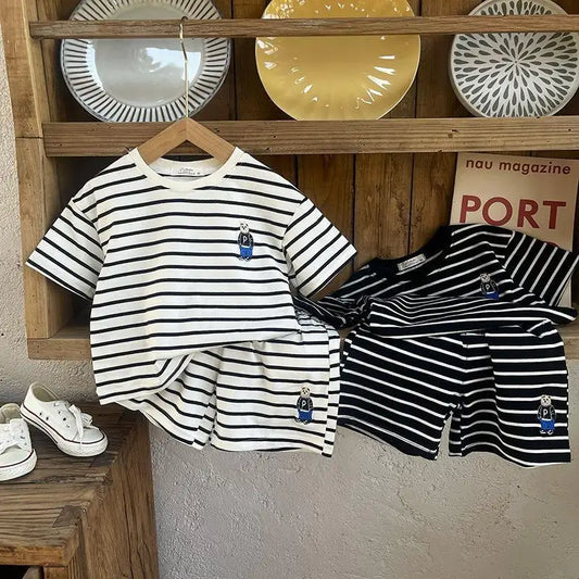 Conjunto de camiseta a rayas de manga corta para niños, camiseta bordada de algodón, pantalones cortos, conjunto de dos piezas, ropa para bebés