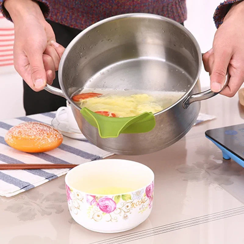 Kitchen Funnel with Anti-Splash Edge and Liquid Streamer Spout, Anti-Spill Pouring Tool