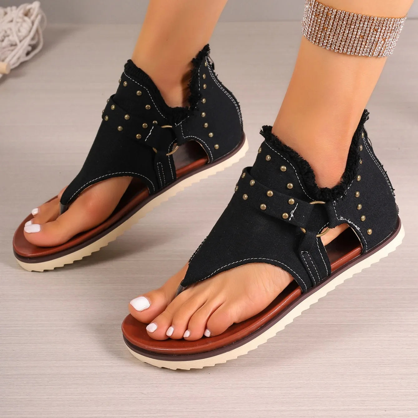 Sandals Women Summer Shoes Platform Sandals New Designer Sandals Fashion Clip Toe Gladiator Female Plus Size Beach Slides Women