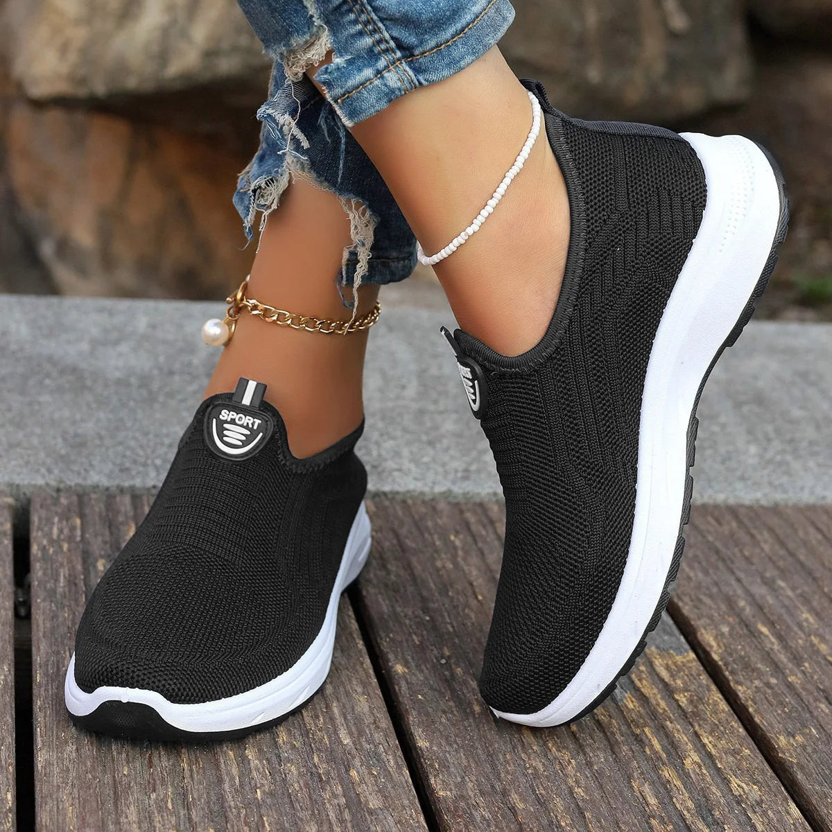 Women Shoes Mesh Casual Shoes Lightweight Slip on Tennis Shoes Fashion Soft Sole Loafers Flats Outdoor Plus Size Women Sneakers