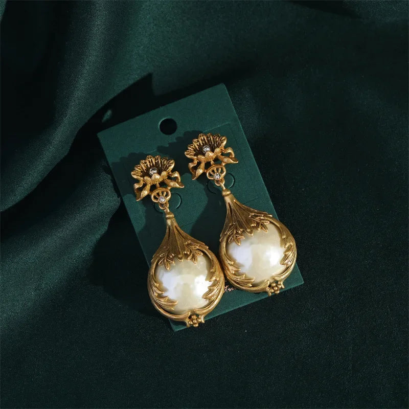 Baroque Style Freshwater Pearls Necklace Jewelry Sets For Women Gold Color Wedding Ring Set Bridal Nightwear Pendant 2025 Trend