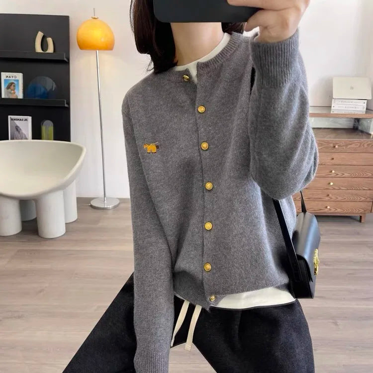 Long-sleeved Cashmere cardigan women sweater cashmere knitted  O-neck Cashmere cardigan sweater coat  Autumn and Winter