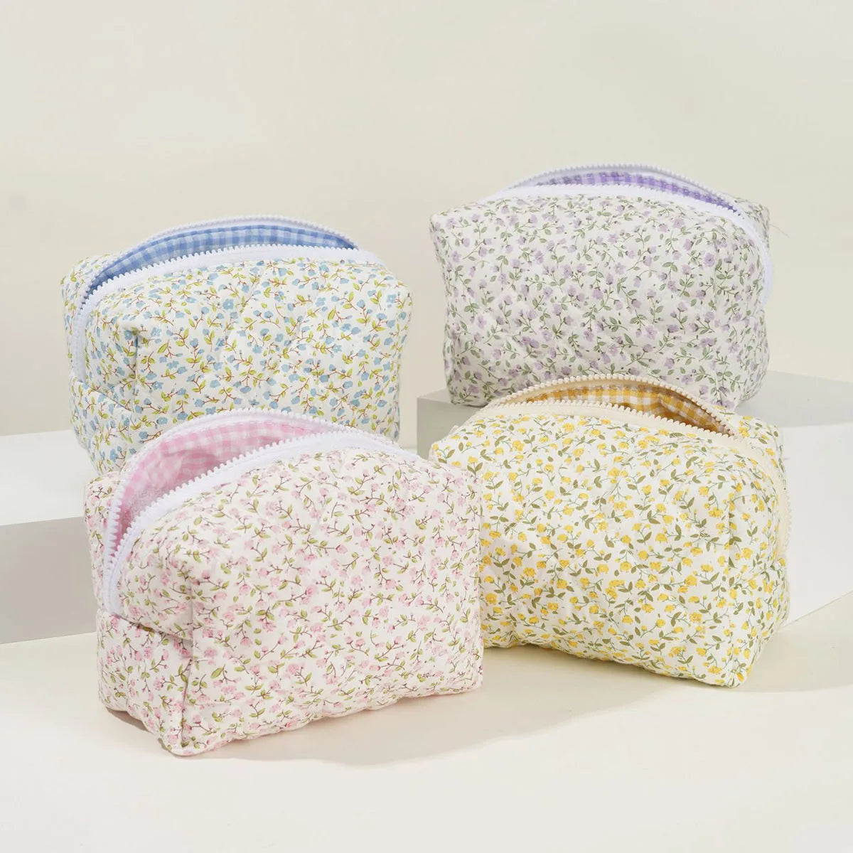 Large-Capacity Cotton Floral Quilted Makeup & Toiletry Storage Bag