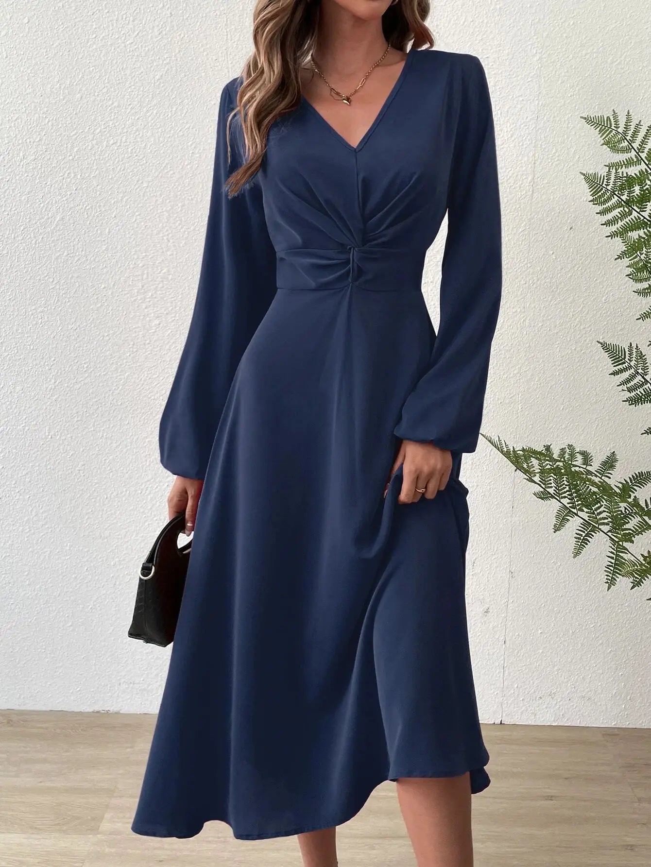 European American Fashion Spring Summer Fashion V-neck Lantern Long-sleeved Skirt Twisted Edge Elegant Mid-length Dress